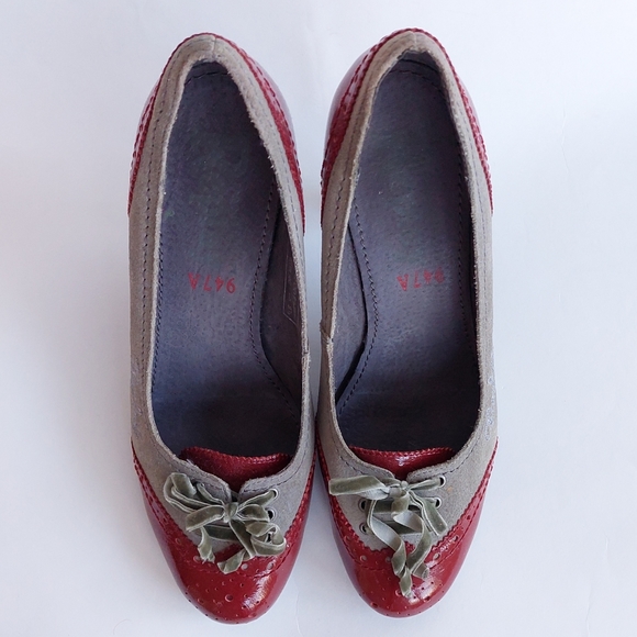 Replay Oxford Suede and Patent Pump - Picture 6 of 9